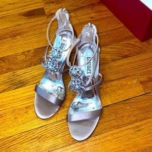 badgley mischka crystal shoelace heel